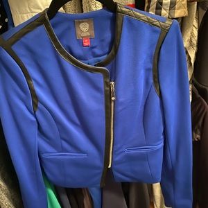 Vince Camuto blue blazer size 2 petite
